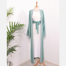 (ID-00972)عباءه مطرزه